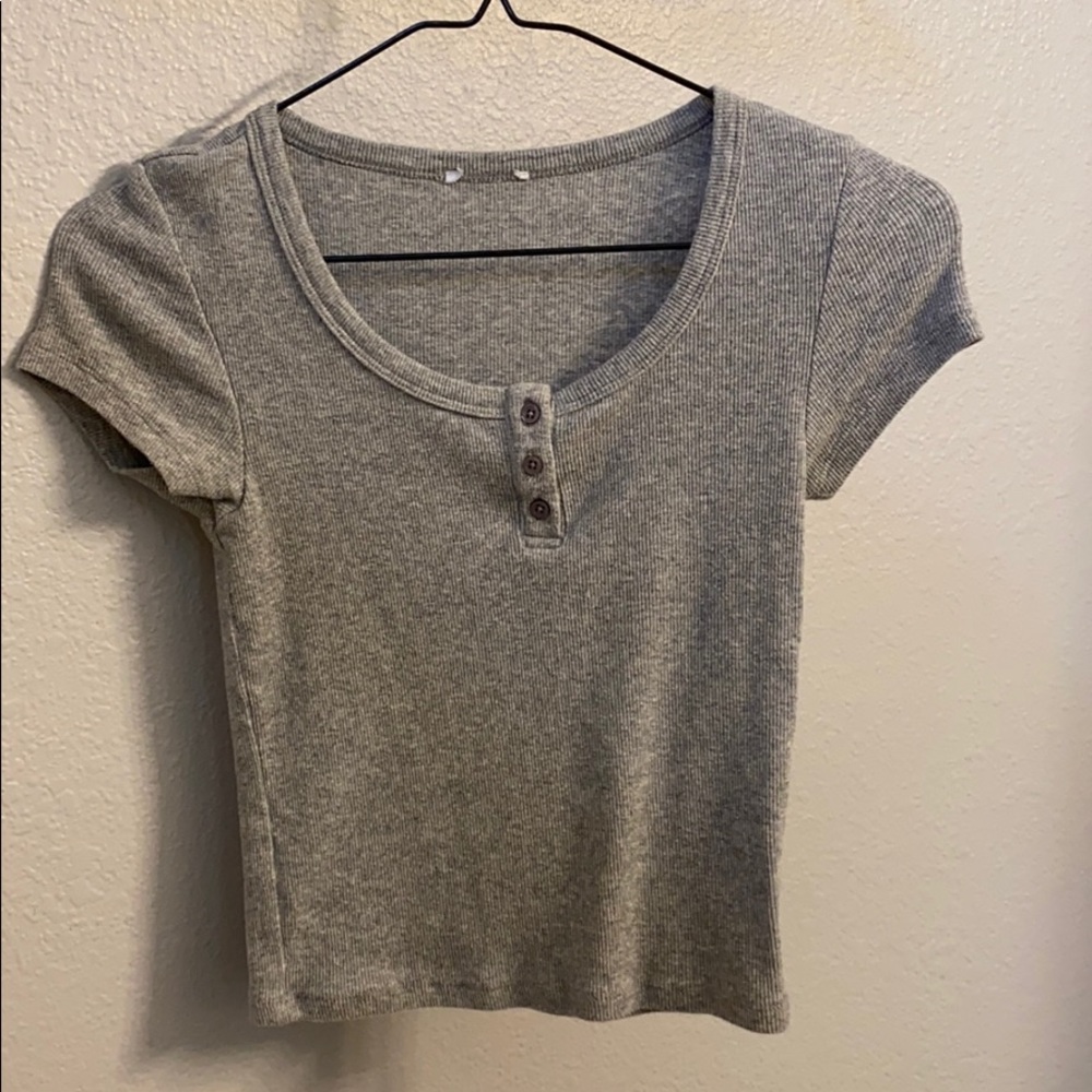 Grey crop top. Tag cut out. Fits as xs or smaller